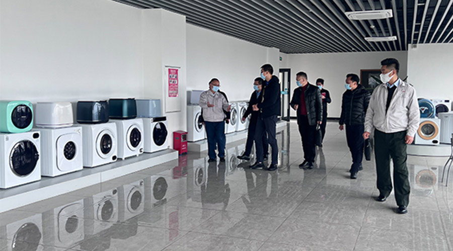 分享交流！鶴山市領(lǐng)導(dǎo)以及書記一同到訪金環(huán)電器