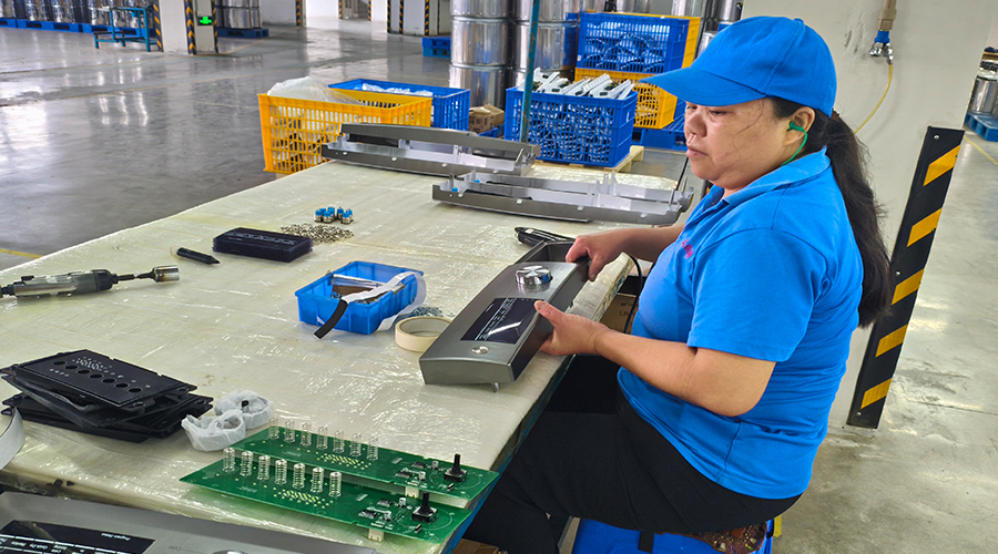 品質(zhì)源于嚴苛測試，金環(huán)電器的實驗室保障