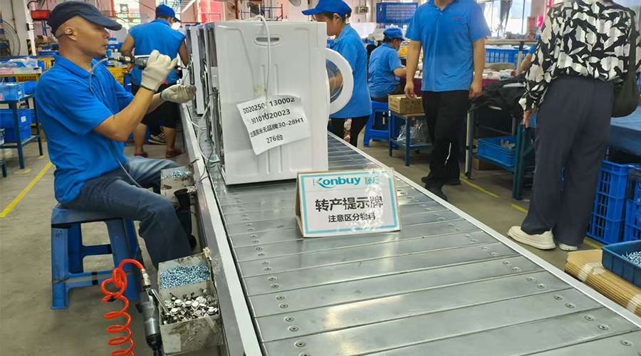 首檢把關(guān)，生產(chǎn)過程的質(zhì)量環(huán)節(jié)